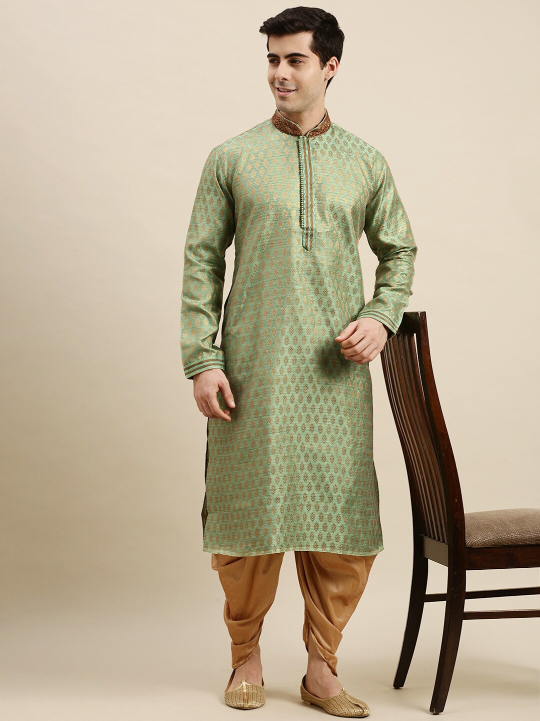 

Sanwara Men Green Geometric Pastels Kurta