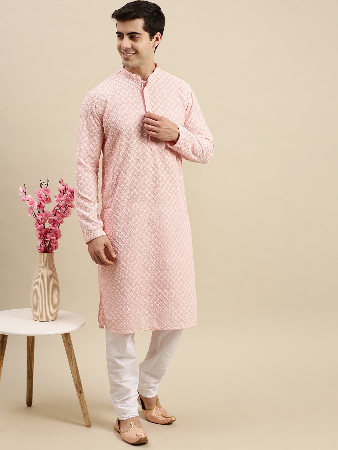 

Sanwara Men Pink Chikankari Pastels Long Sleeves Cotton Kurta