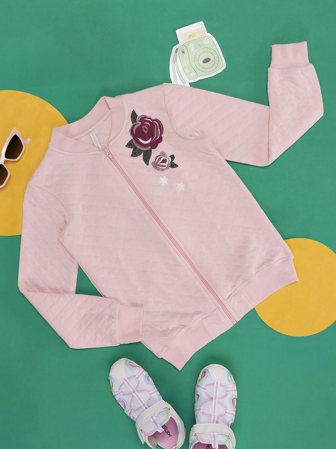 

Pantaloons Junior Girls Pink & Red Floral Cotton Cardigan
