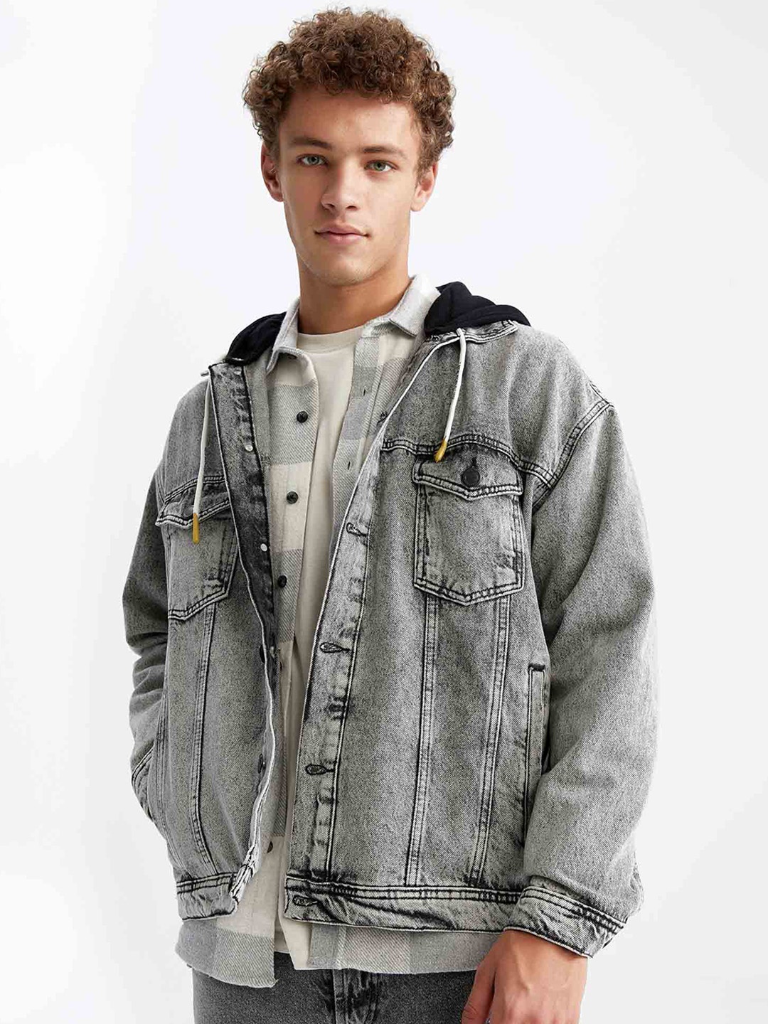 

DeFacto Men Grey Washed Tailored Jacket
