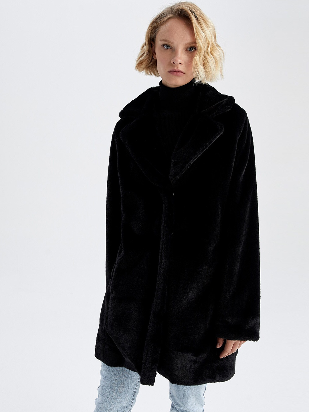

DeFacto Women Black Tailored Jacket