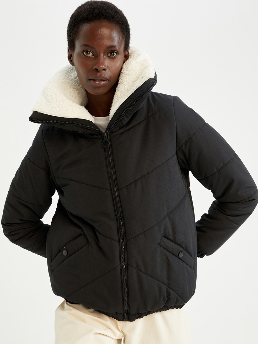

DeFacto Women Black White Padded Jacket