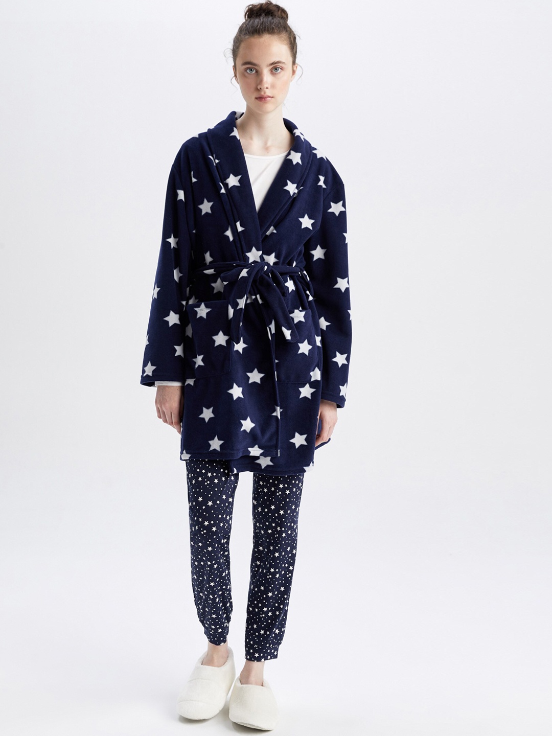 

DeFacto Women Navy Blue Printed Robe