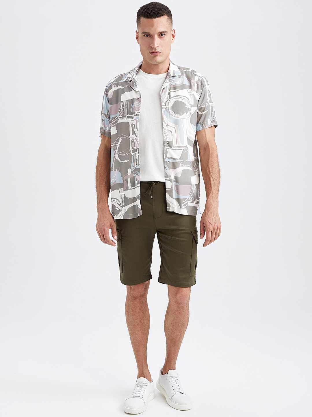 

DeFacto Men Khaki High-Rise Solid Cotton Shorts