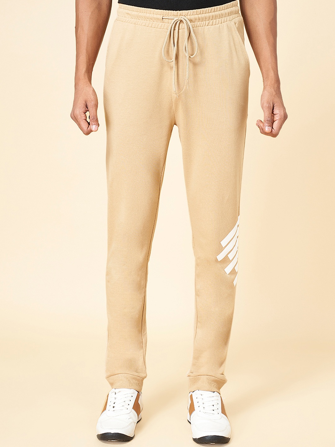 

Ajile by Pantaloons Men Tan Solid Slim-fit Joggers