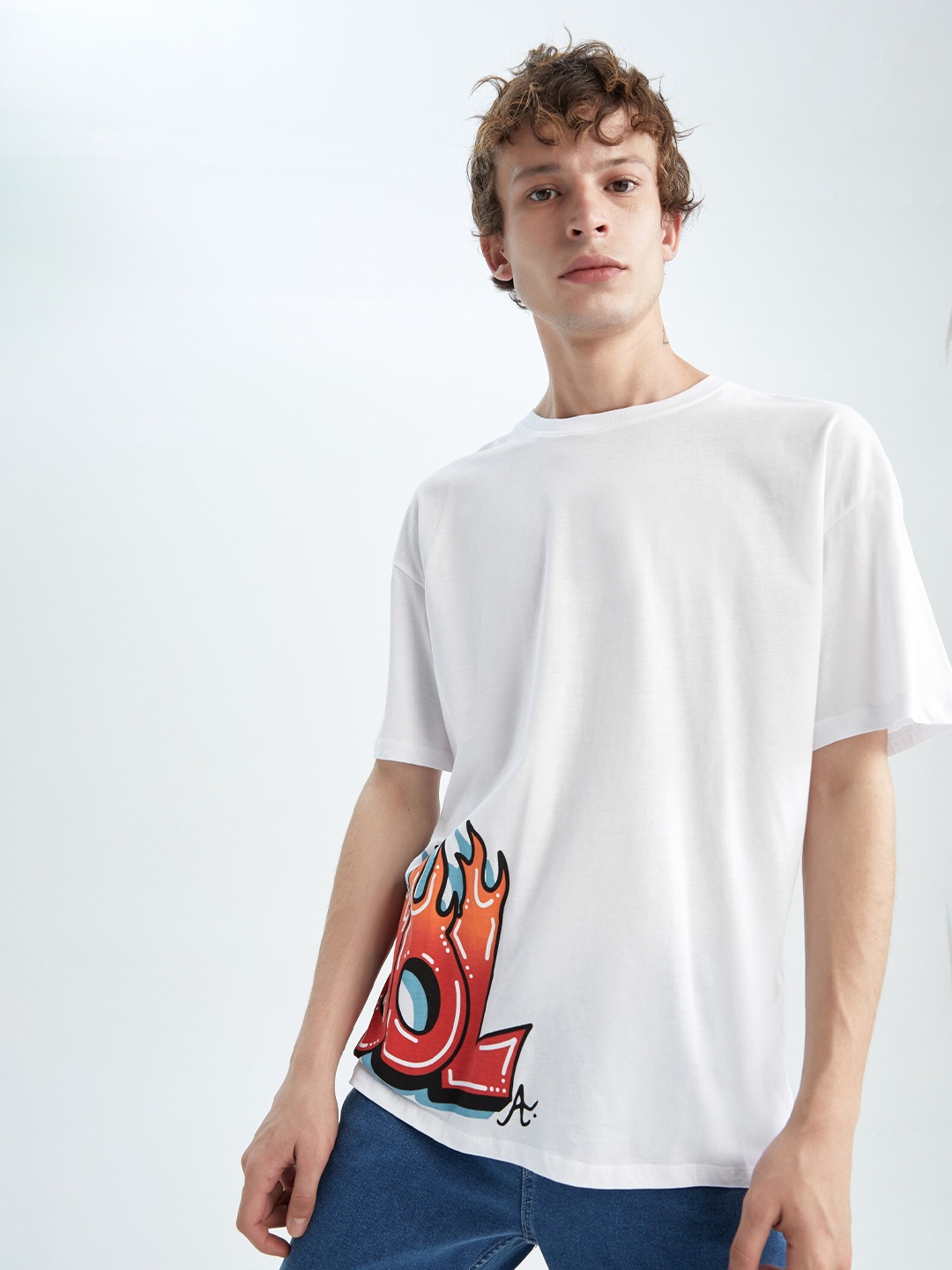

DeFacto Men White Printed Cotton T-shirt