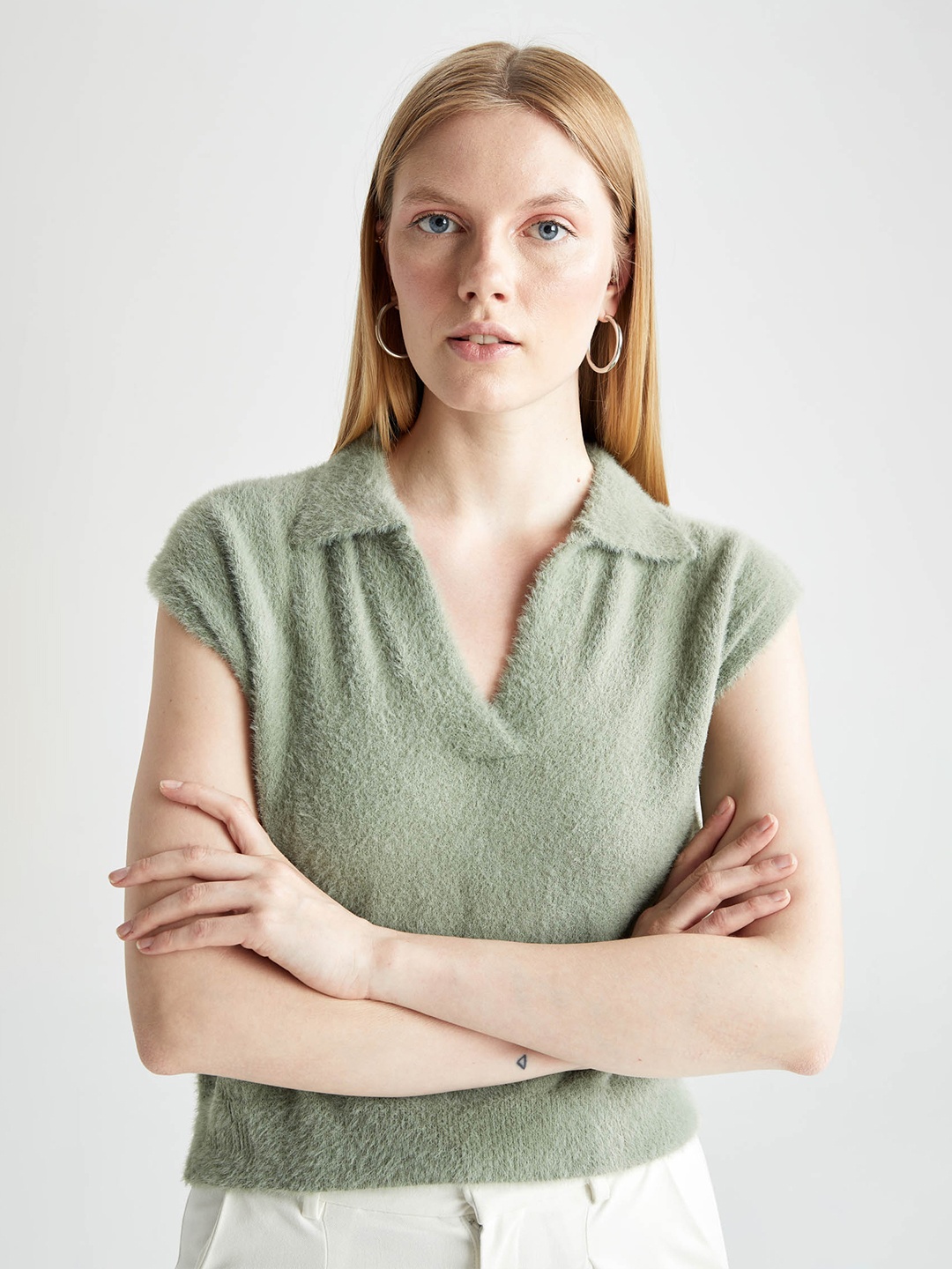 

DeFacto Women Green V-Neck Extended Sleeves T-shirt