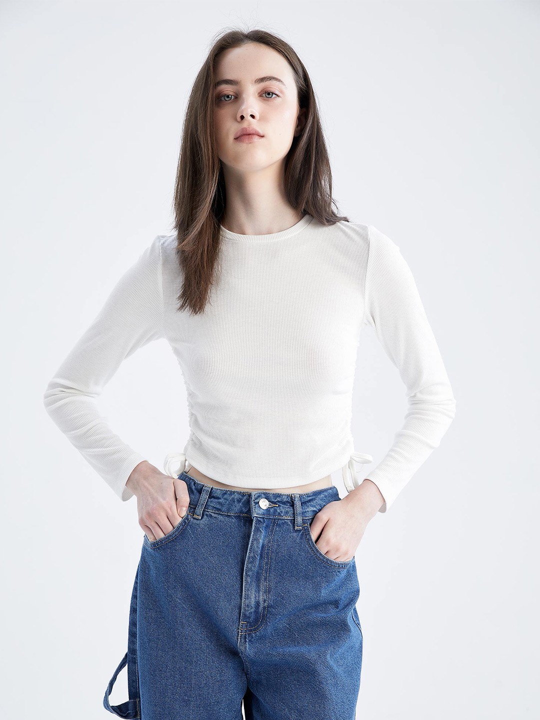 

DeFacto Women White Striped T-shirt