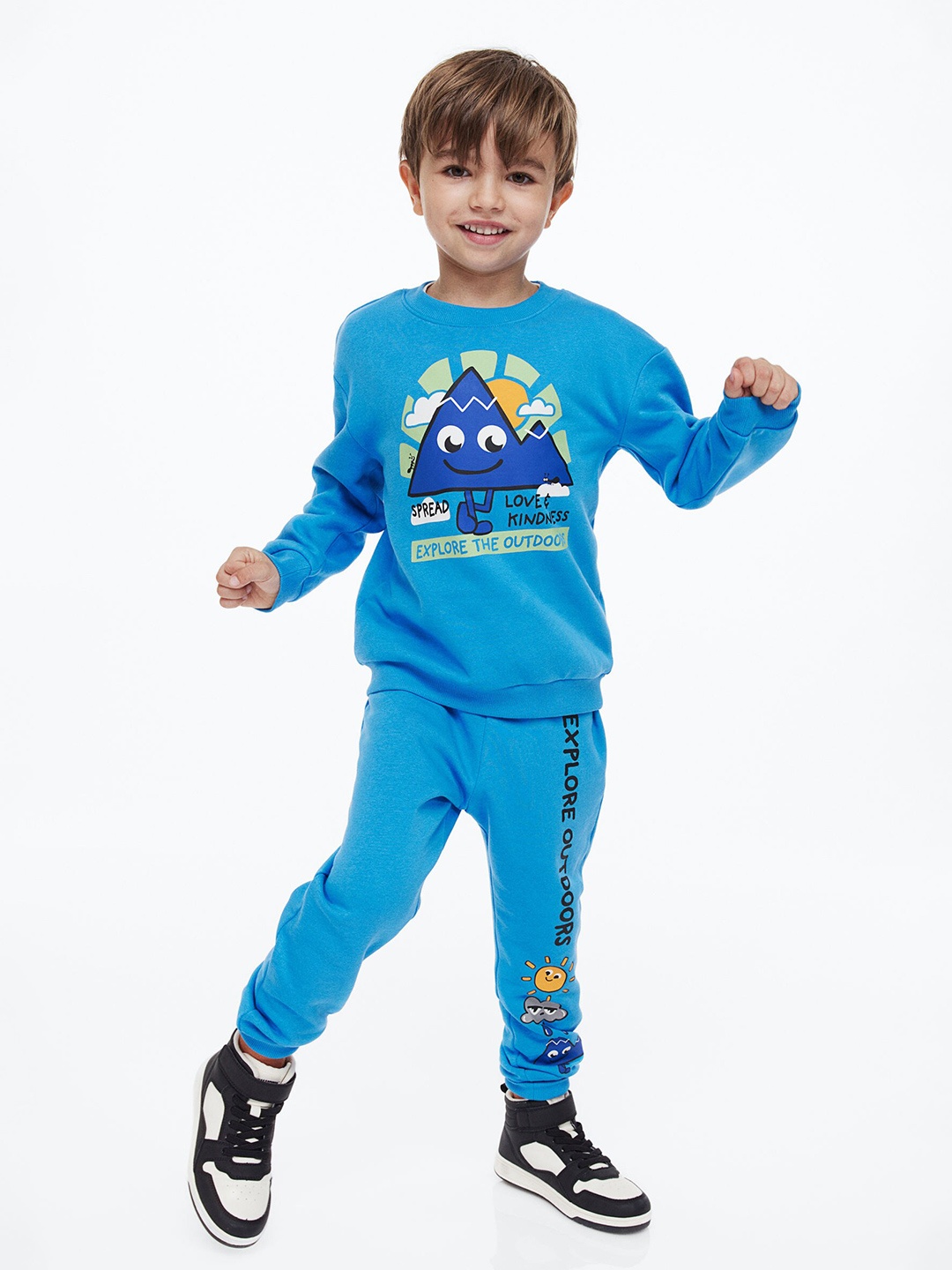 

H&M Boys Blue Printed Sweatshirt
