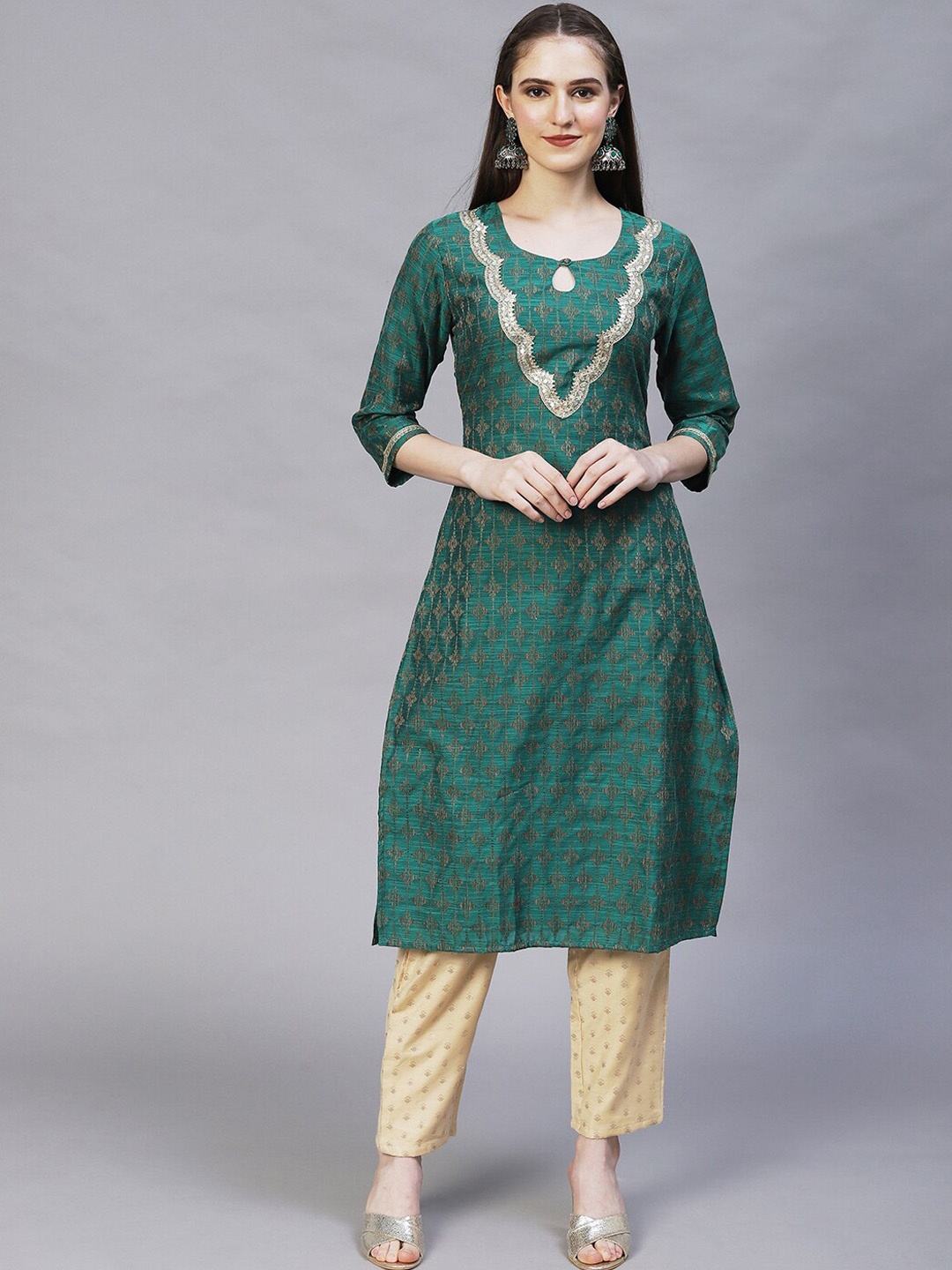 

FASHOR Women Green Ethnic Motifs Keyhole Neck Chanderi Silk Kurta