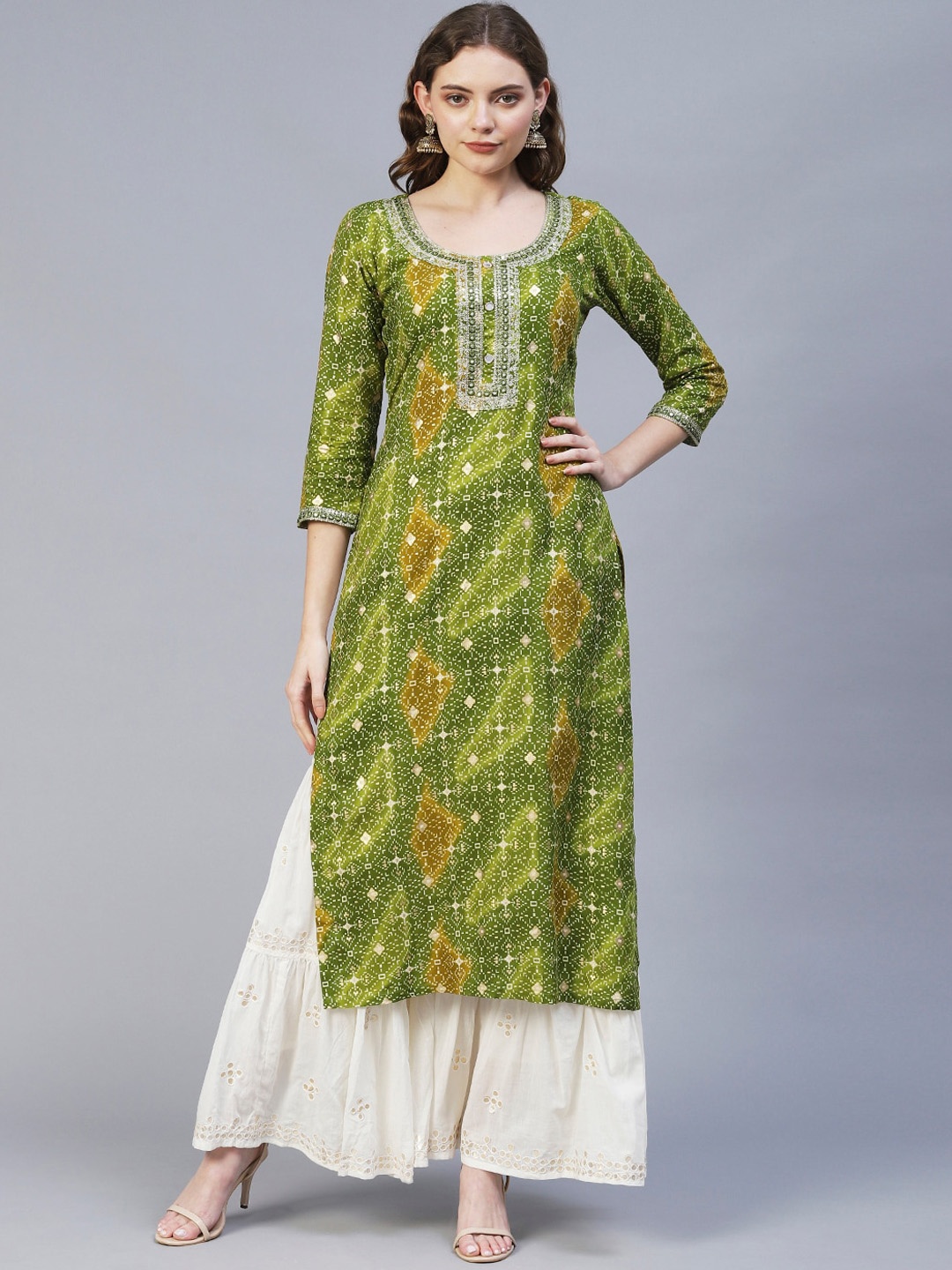 

FASHOR Women Green & White Ethnic Motifs Printed Kurta