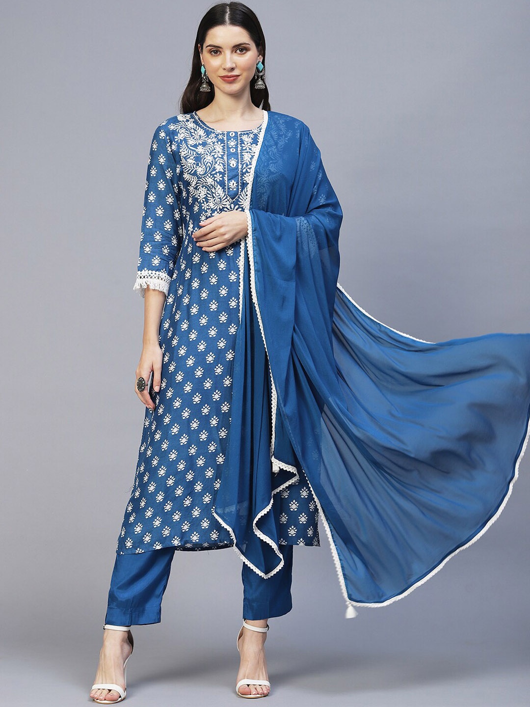 

FASHOR Women Blue Ethnic Motifs Embroidered Chikankari Kurta with Trousers & Dupatta