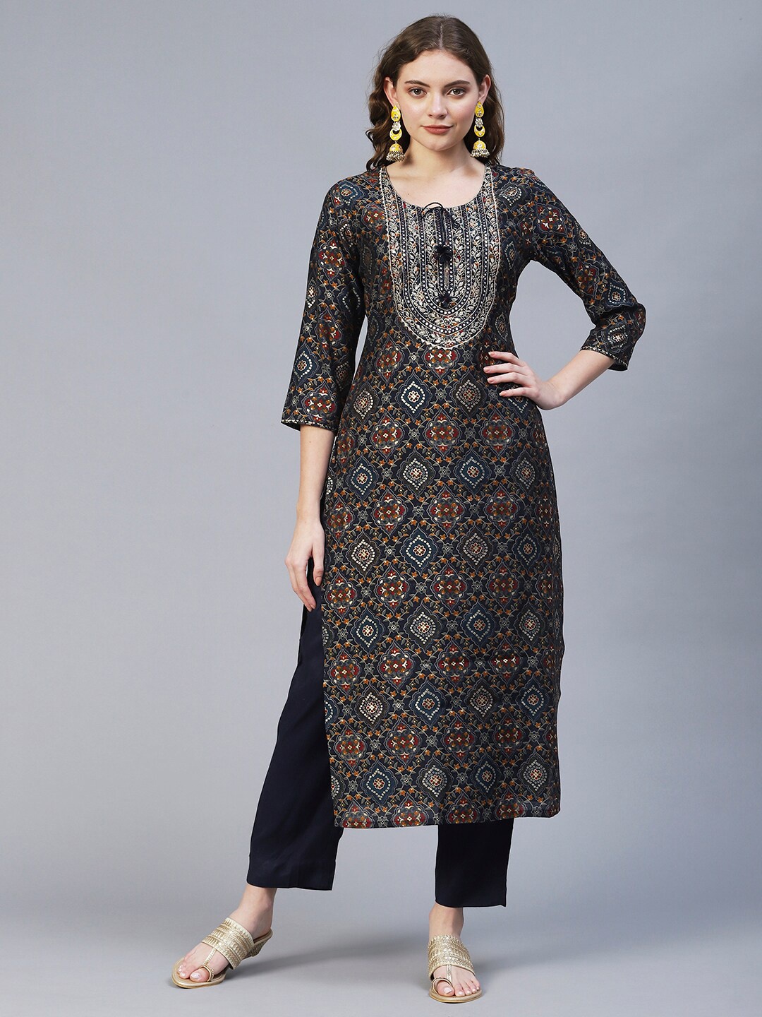 

FASHOR Women Navy Blue Embroidered Silk Blend Straight Kurta with Trousers