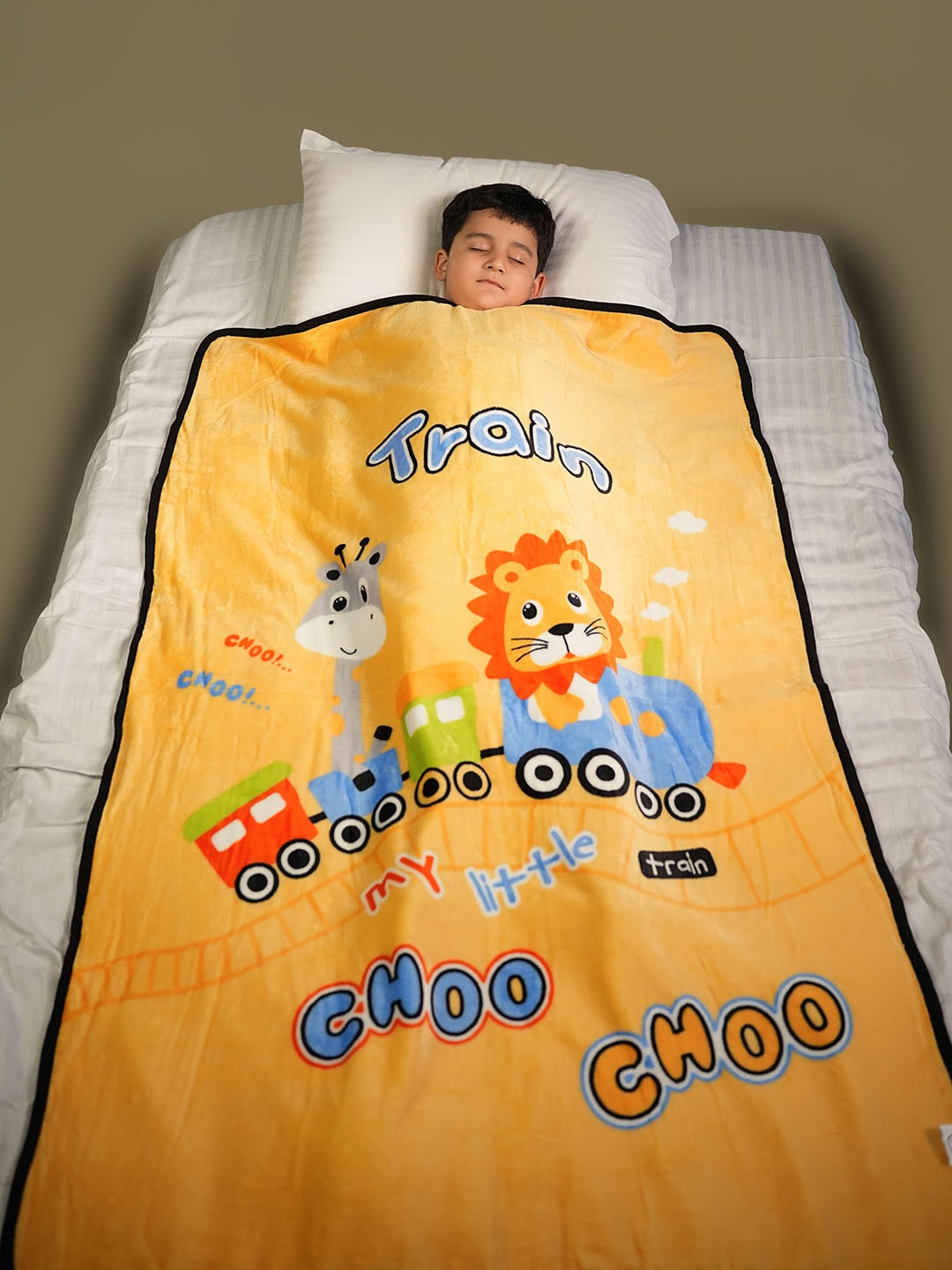 

Yellow Bee Yellow & White Cartoon Characters AC Room 354 GSM Single Bed Blanket