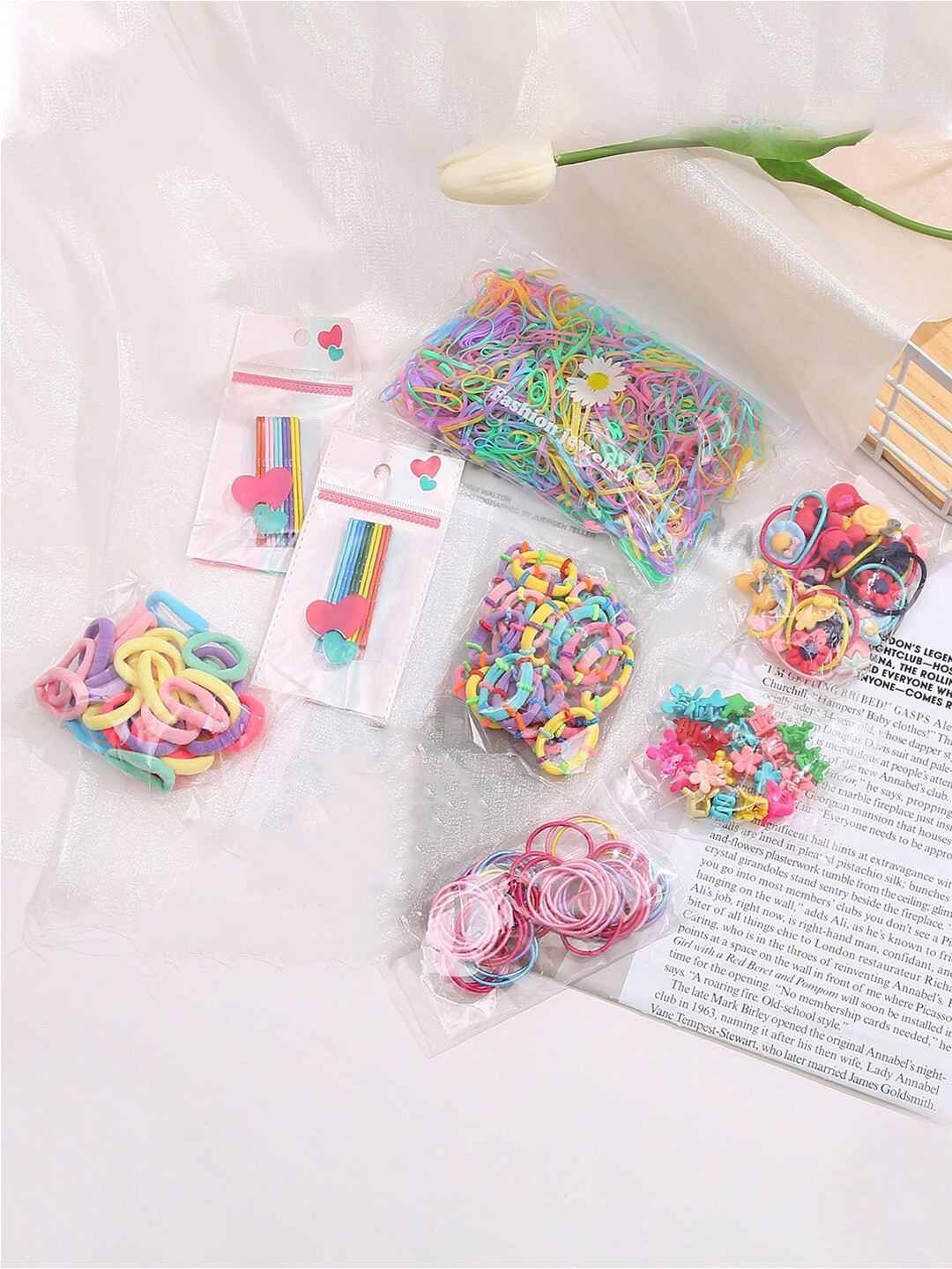 

Yellow Chimes Women 1152 Pieces Rubber Bands and Hair Clips Set