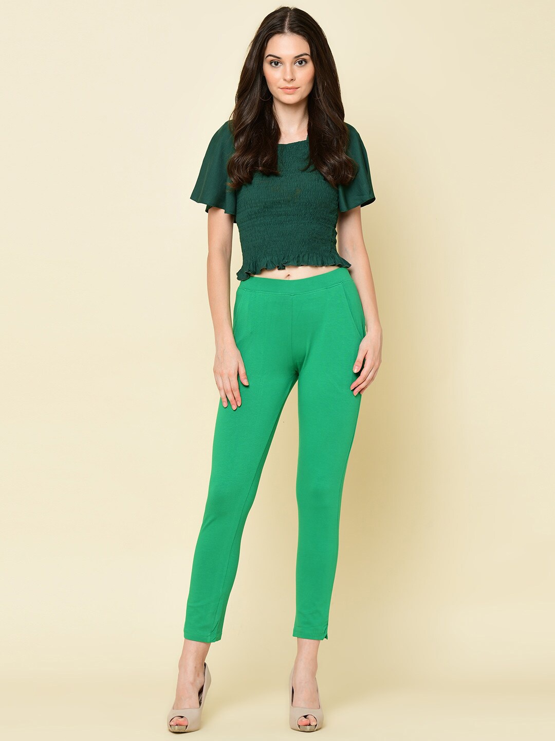 

NEWRIE Women Green Straight Fit Trousers
