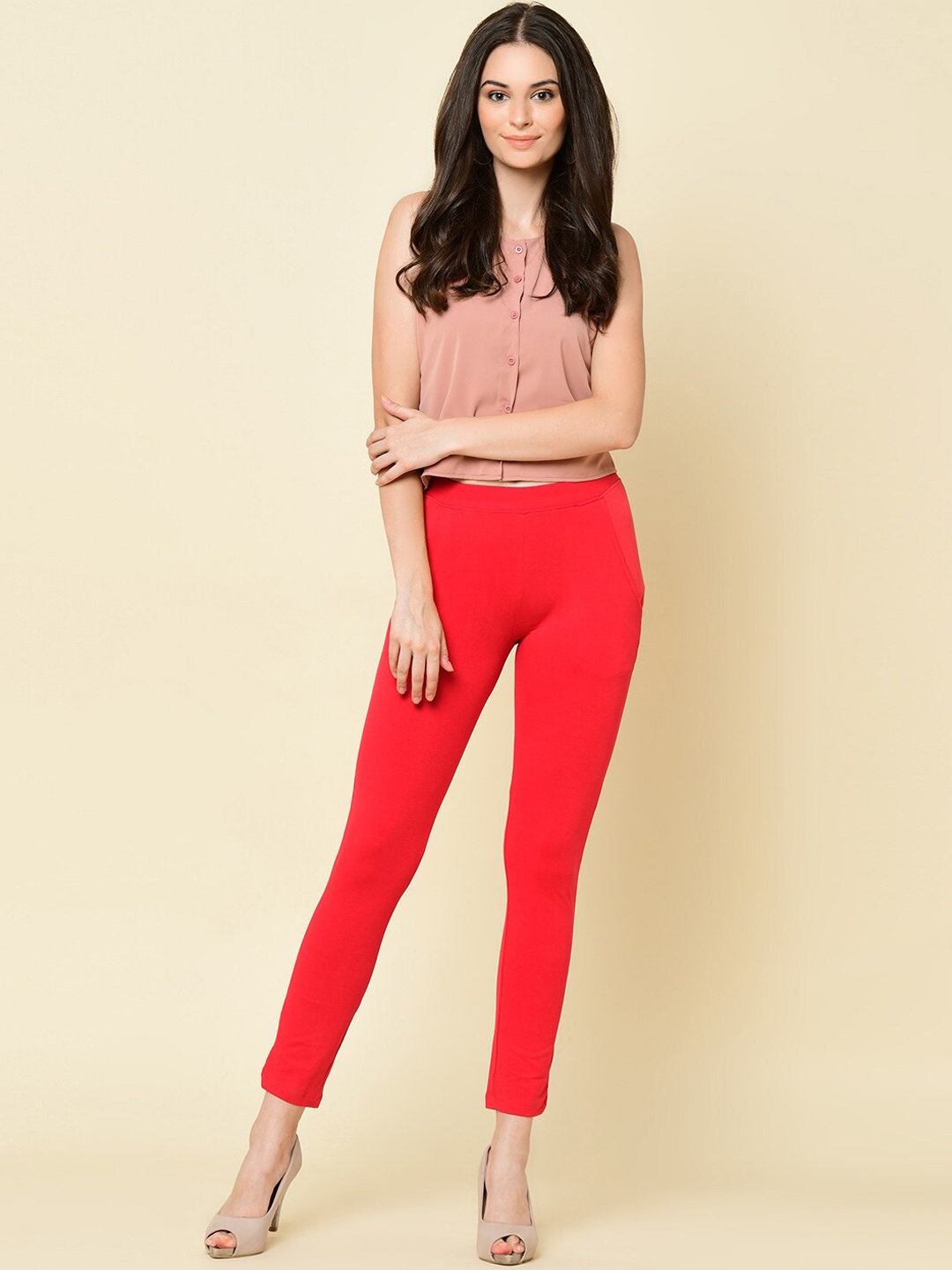 

NEWRIE Women Red Straight Fit Trousers