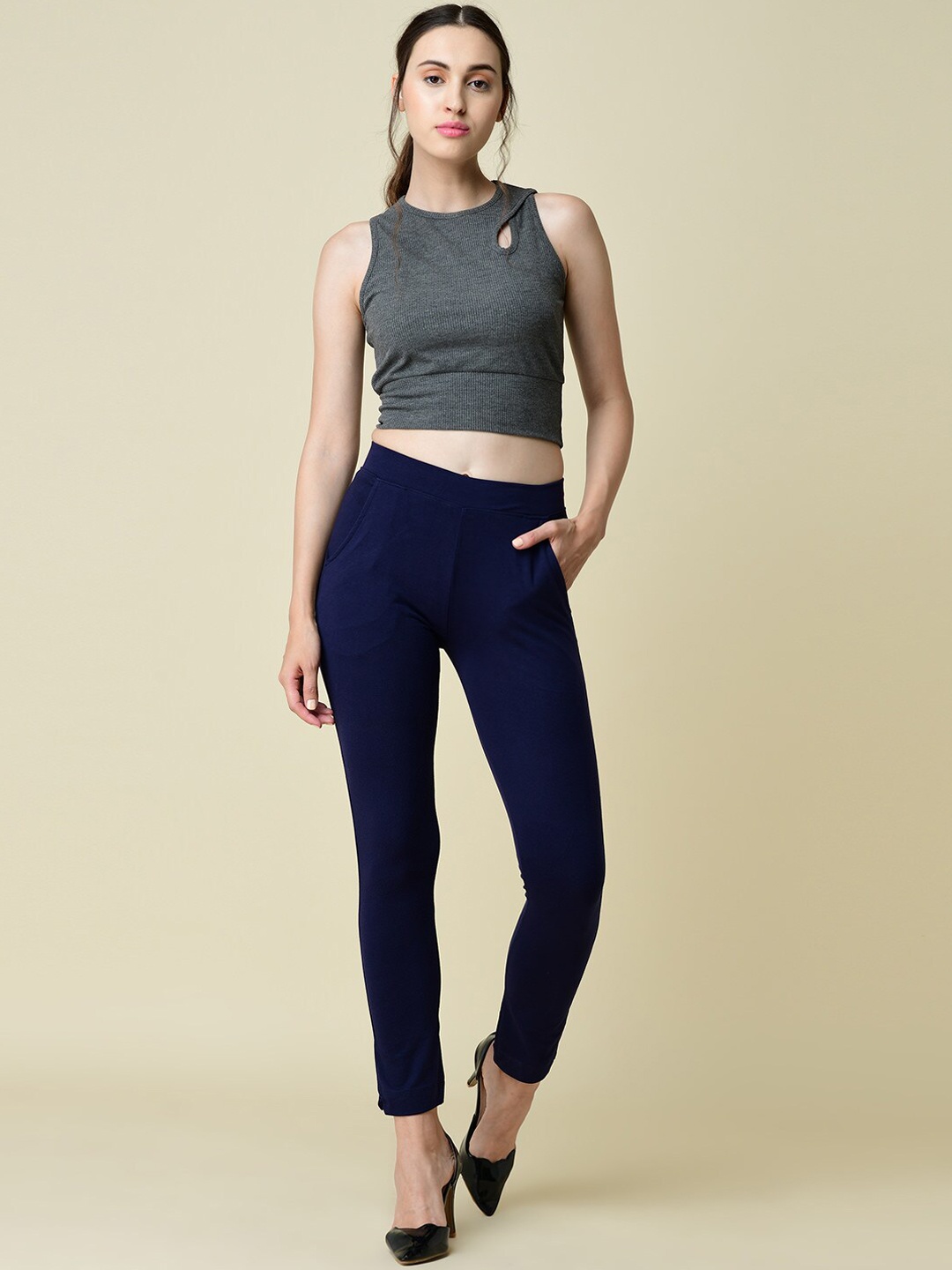 

NEWRIE Women Navy Blue Straight Fit Trouser
