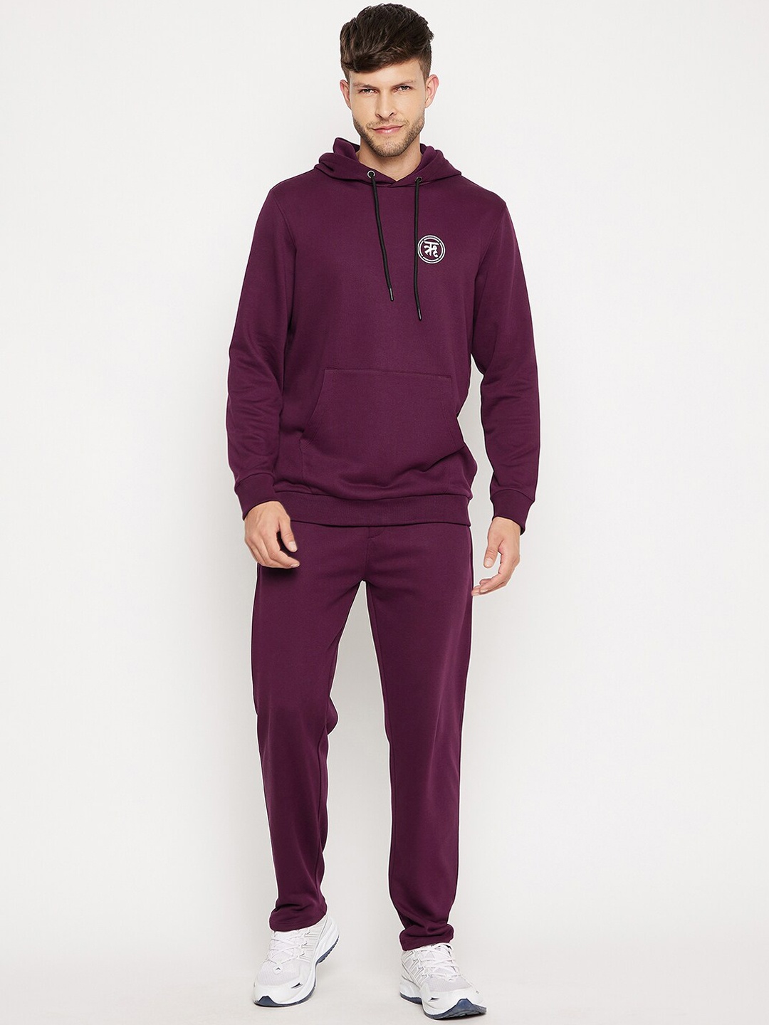 

EDRIO Men Burgundy Solid Hooded Tracksuits