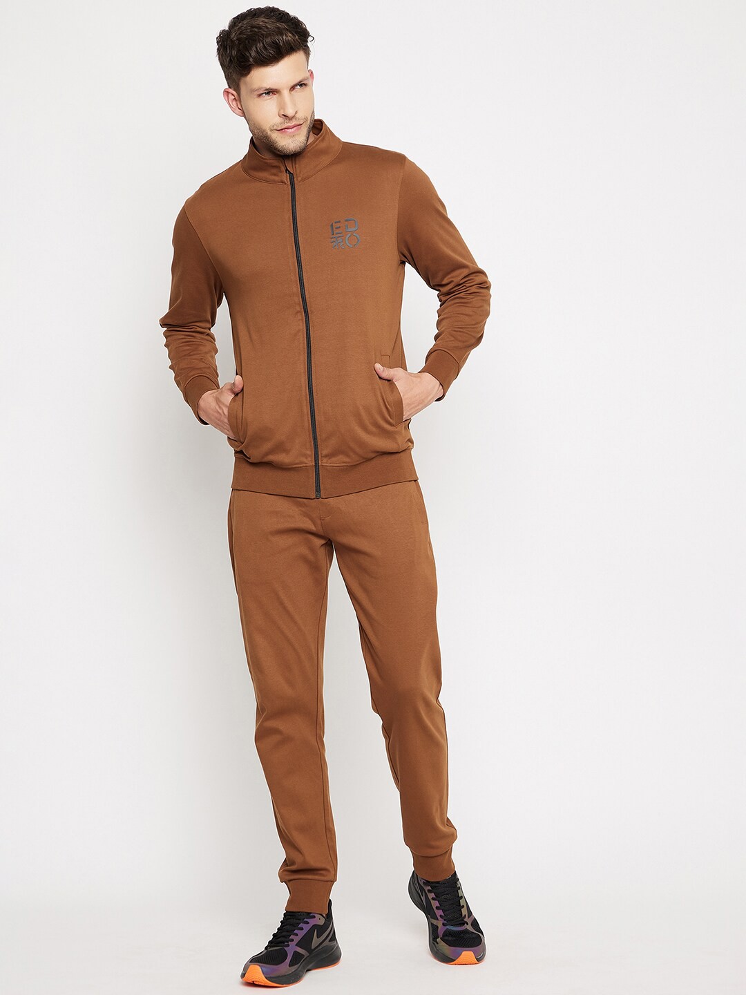 

EDRIO Men Brown Solid Tracksuits