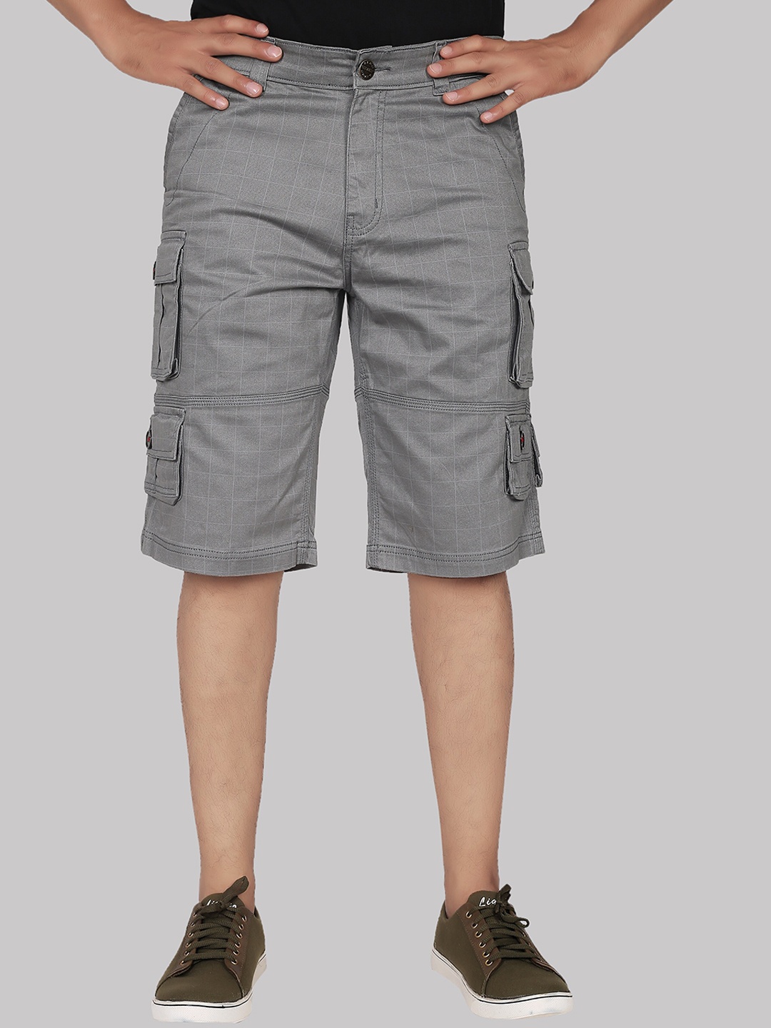 

AEROCRAFT Men Grey Cargo Shorts