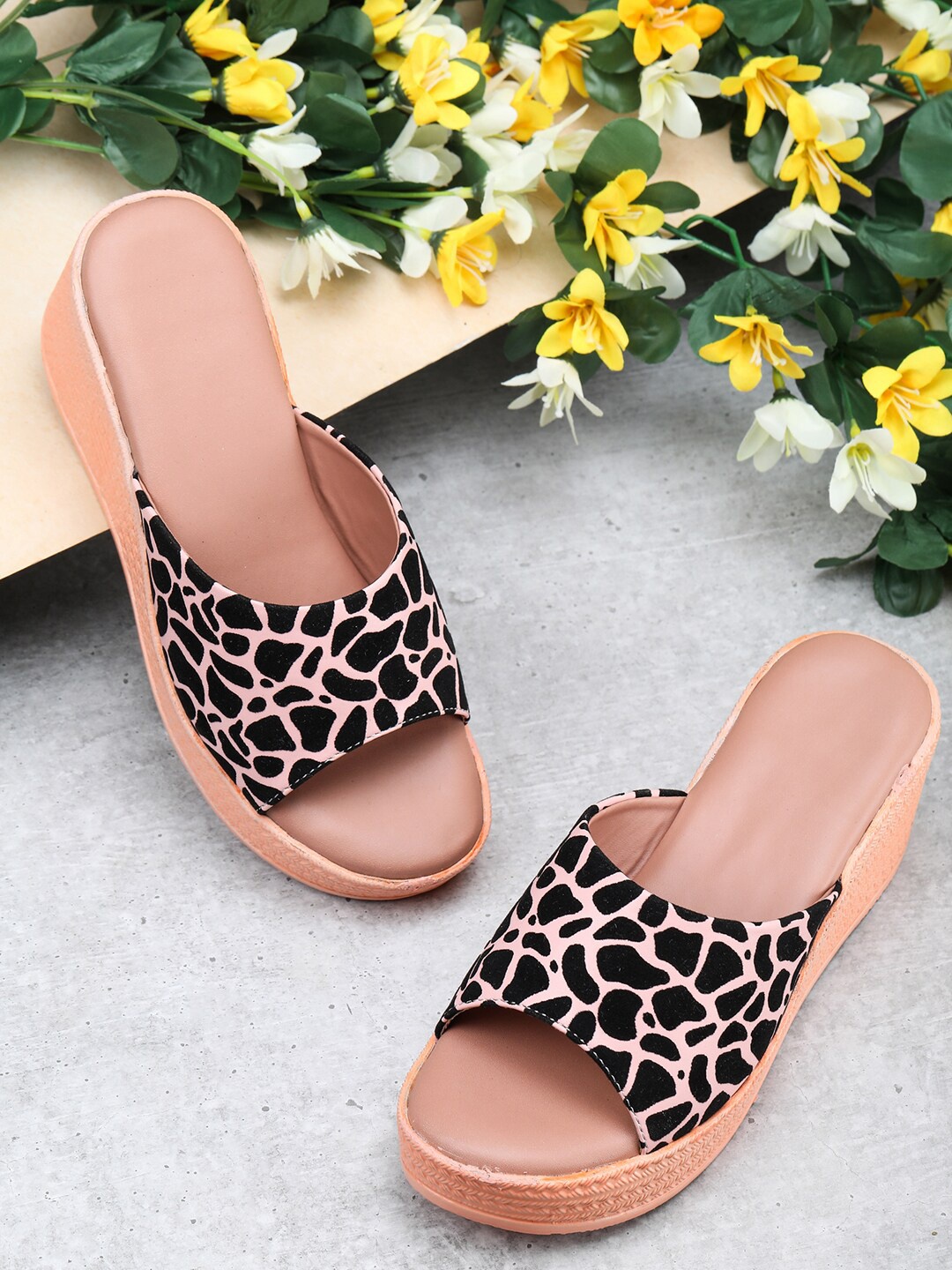 

HASTEN Women Pink & Black Printed Wedge Sandals