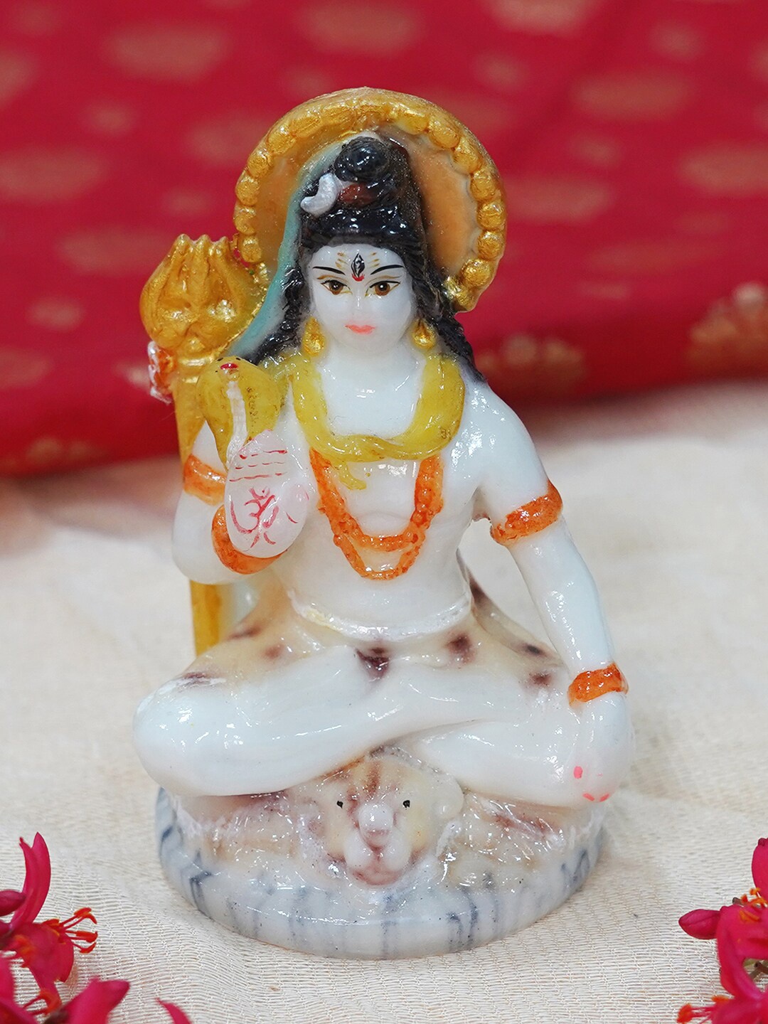 

Gallery99 White & Yellow Shiv Ji Showpieces