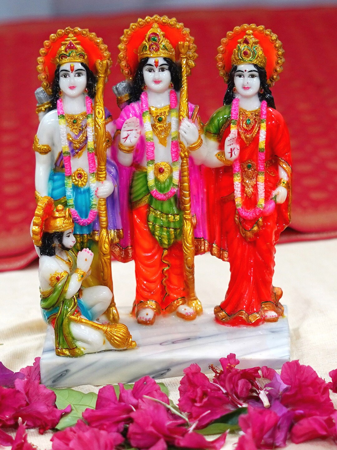 

Gallery99 Gold-Toned & Red Marble Ram Darbar Hand painted Idol Showpiece