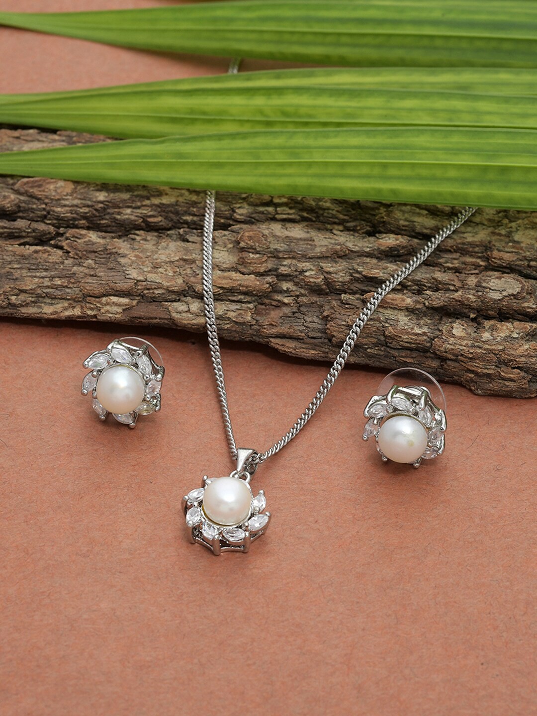 

Voylla Silver-Plated White CZ Stones Studded Jewellery Set