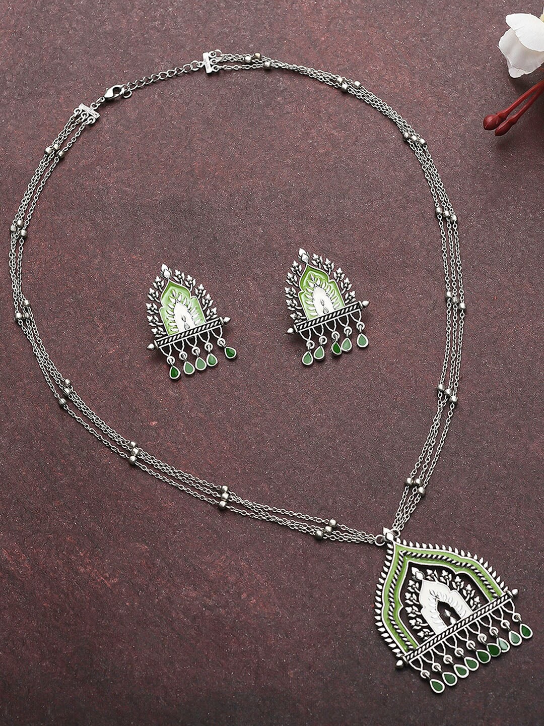 

Voylla Silver-Plated Green Jewellery Set