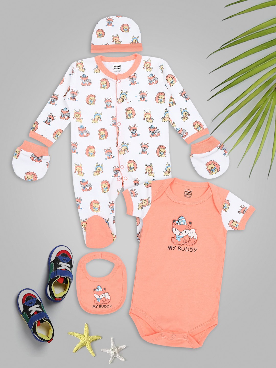 

MeeMee Peach & White Printed Baby Apparel Gift Set