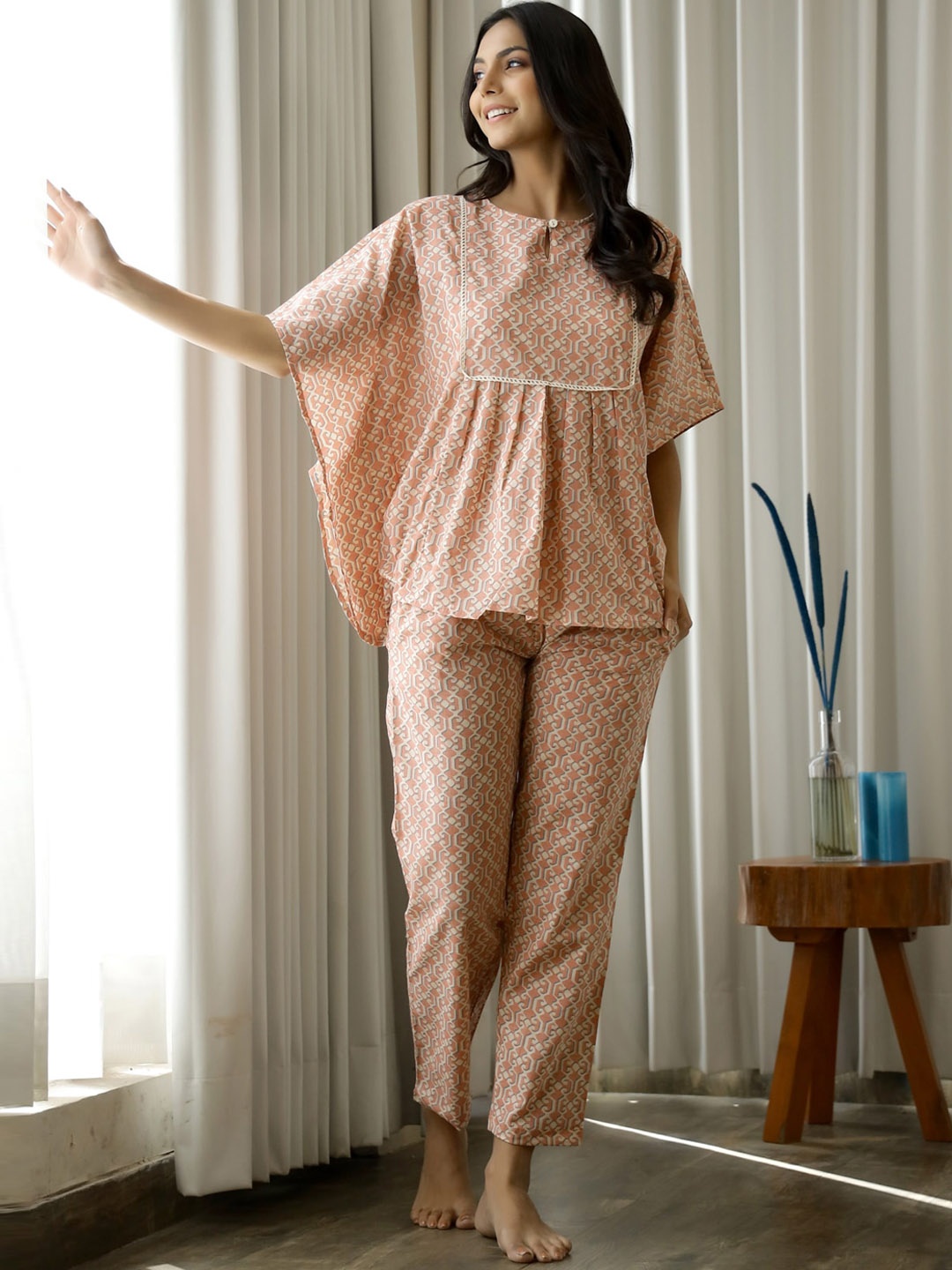 

SANSKRUTIHOMES Women Rust & White Printed Night suit