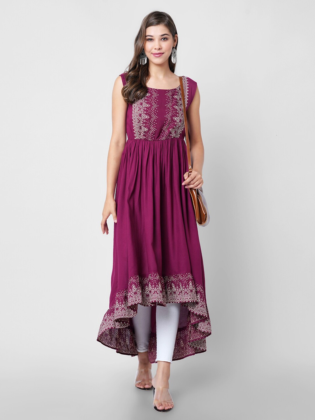 

PURSHOTTAM WALA Women Maroon & White Floral Printed Anarkali Kurta