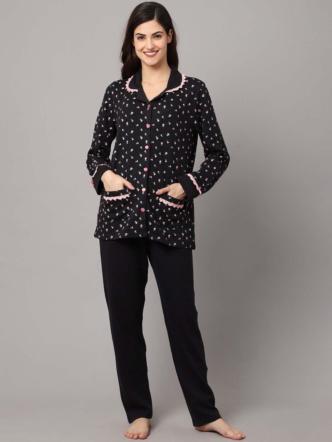 

Kanvin Women Black Printed Night Suit