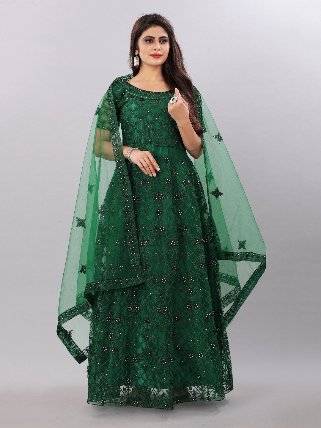 

APNISHA Green & Black Embellished Net Ethnic Maxi Maxi Dress