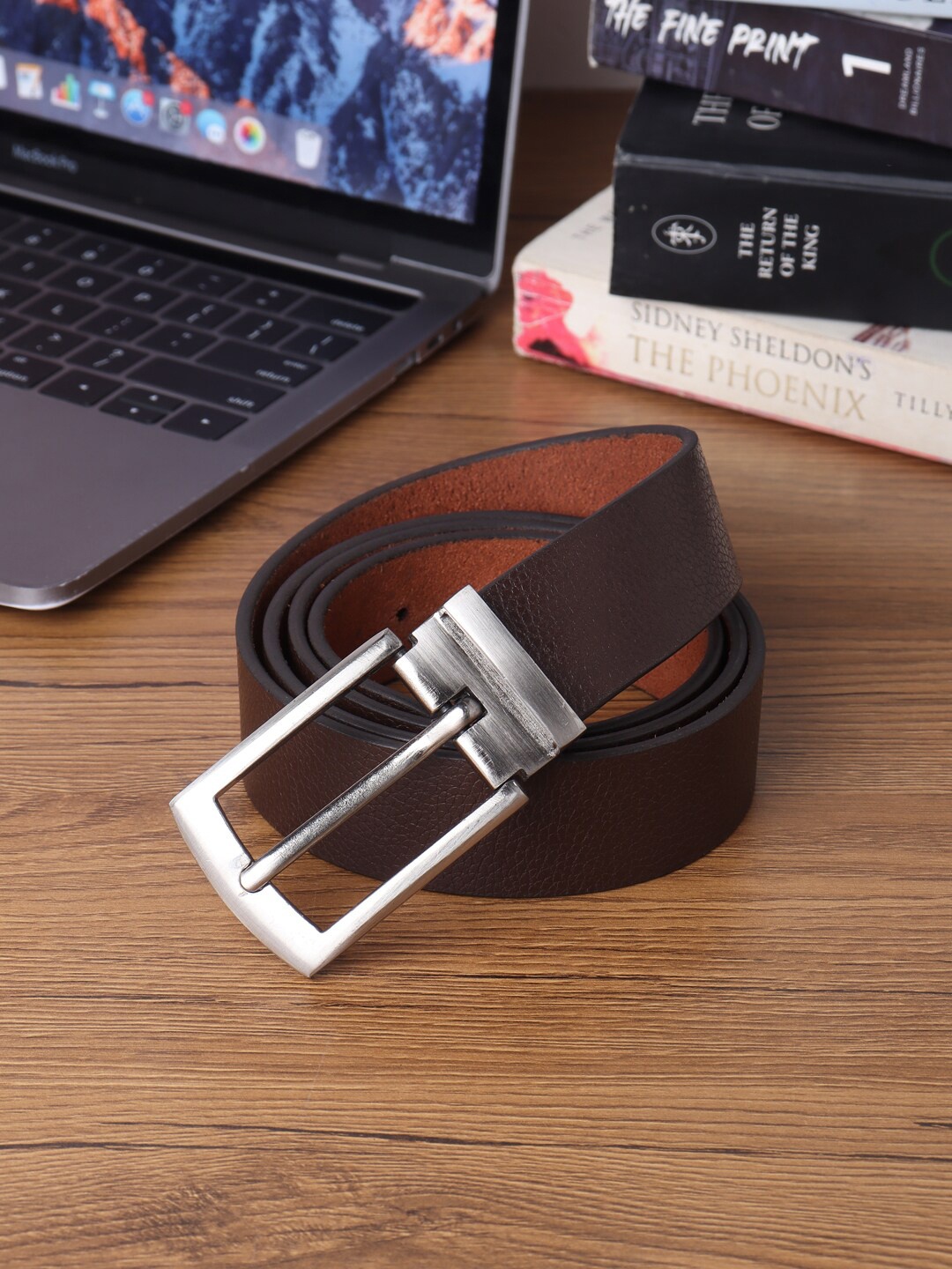 

SAMTROH Men Brown Textured Leather Belt