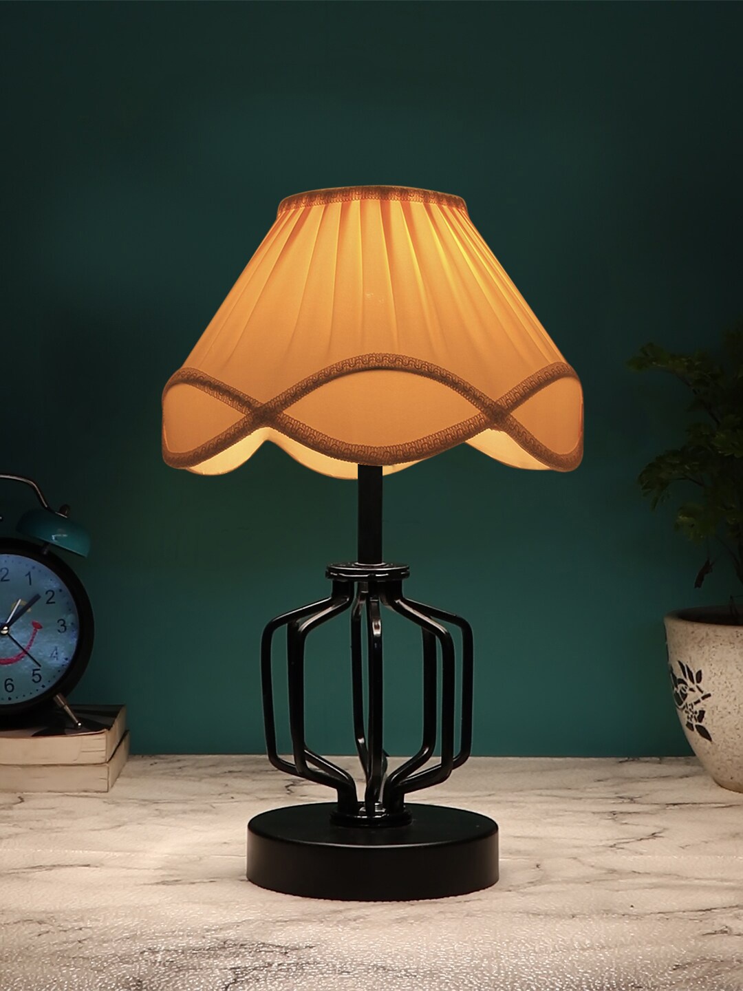 

Devansh Off White & Black Solid Shade Table lamp with Iron Base