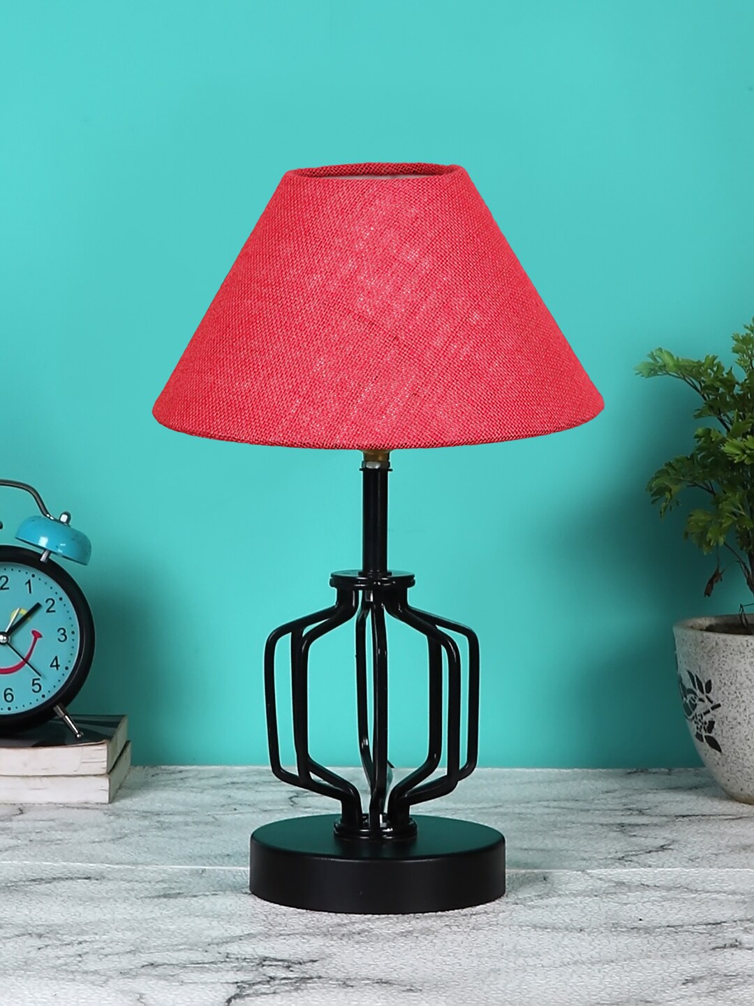 

Devansh Pink & Black Textured Frustum Shaped Table Lamp