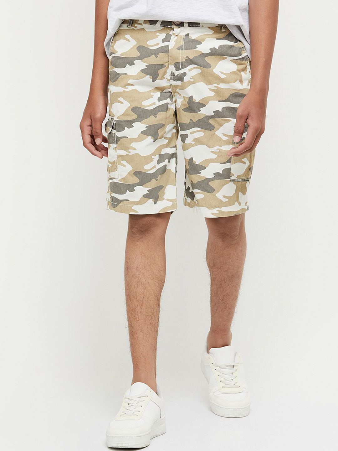 

max Boys Olive Green & White Camouflage Printed Cotton Shorts