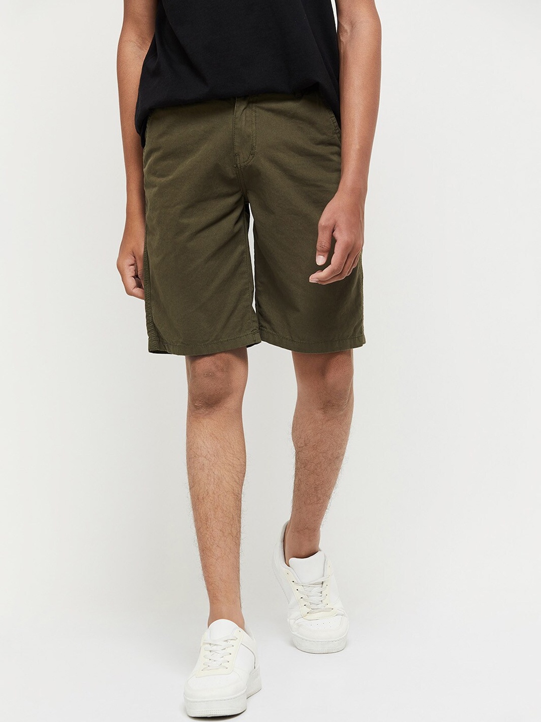 

max Boys Green Sports Shorts