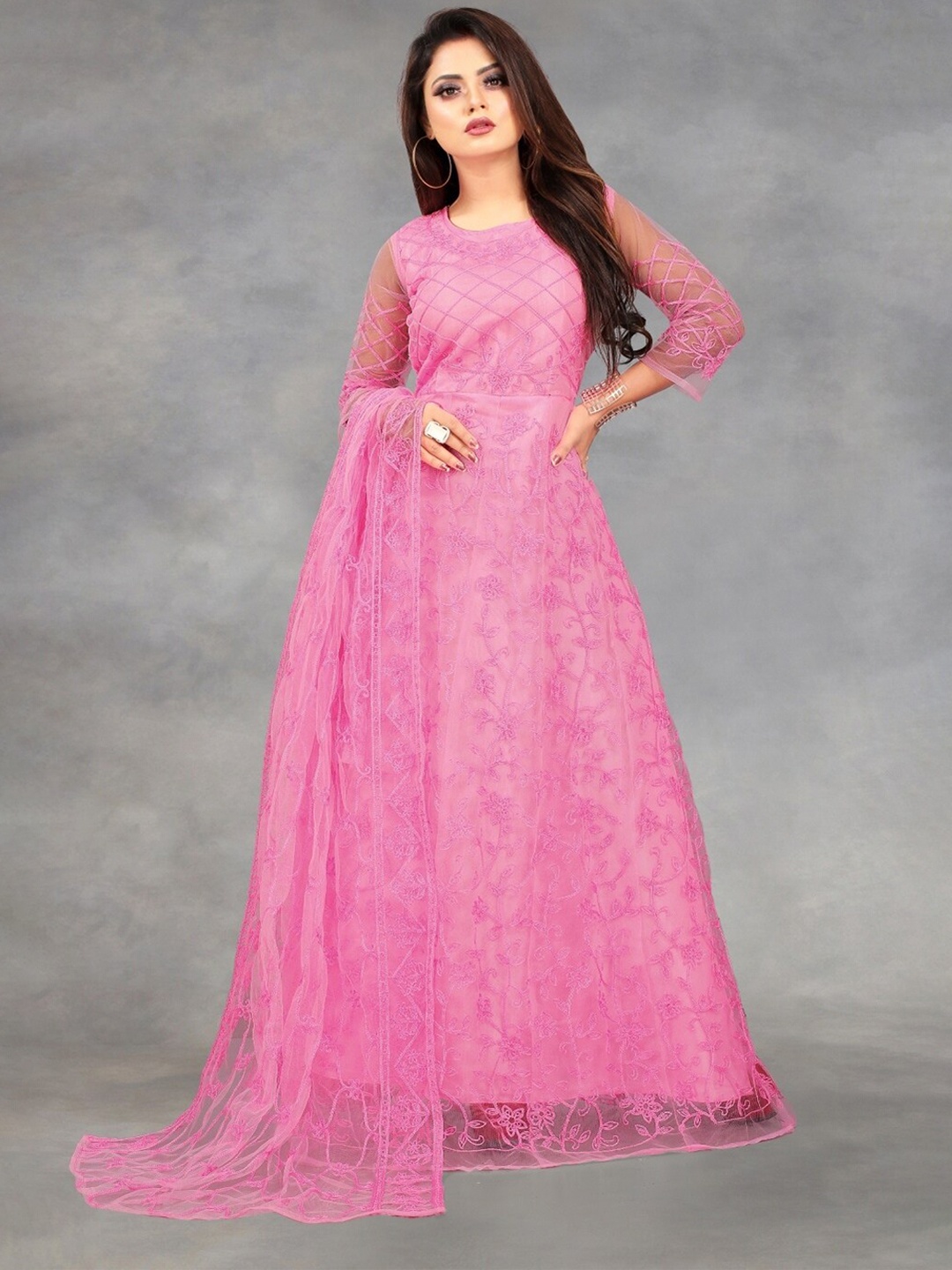 

APNISHA Pink Floral Net Ethnic Maxi Maxi Dress