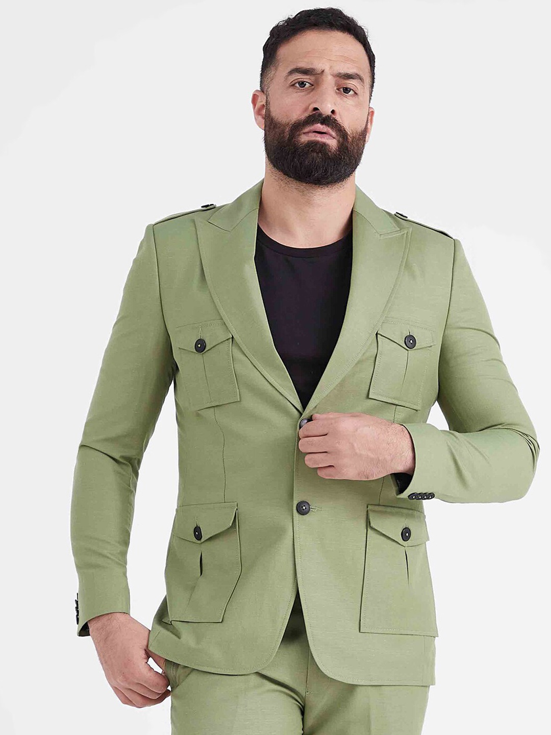 

MR BUTTON Men Green Solid Slim-Fit Single-Breasted Casual Blazer