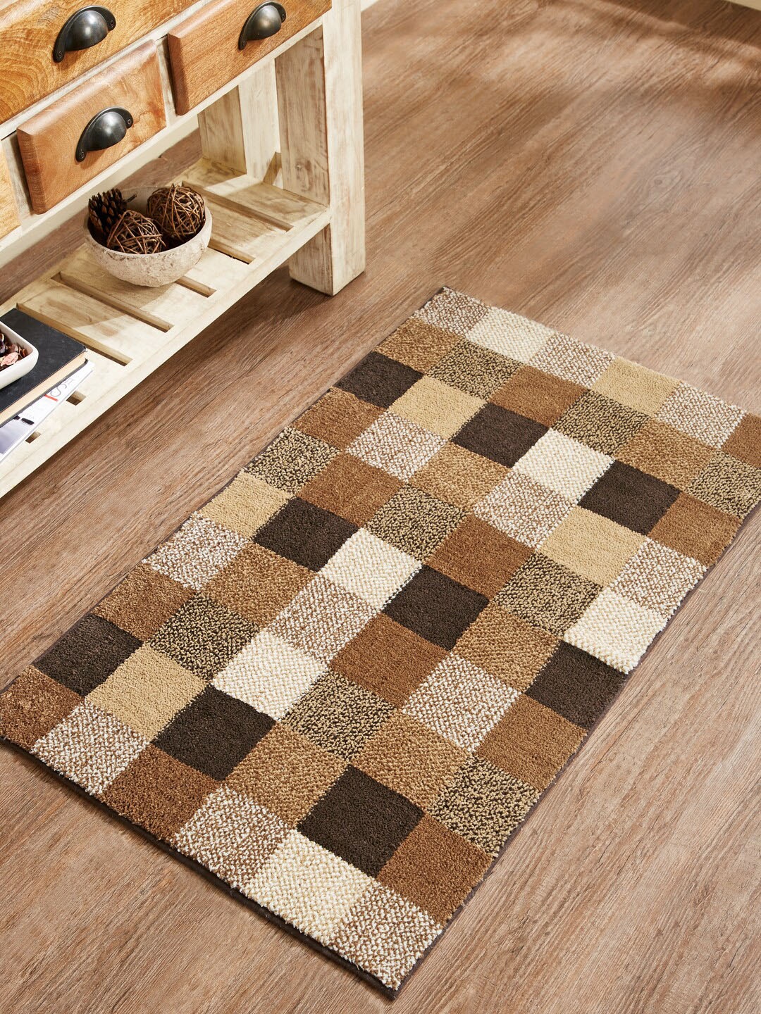 

Pano Brown Check Printed Bath Rugs