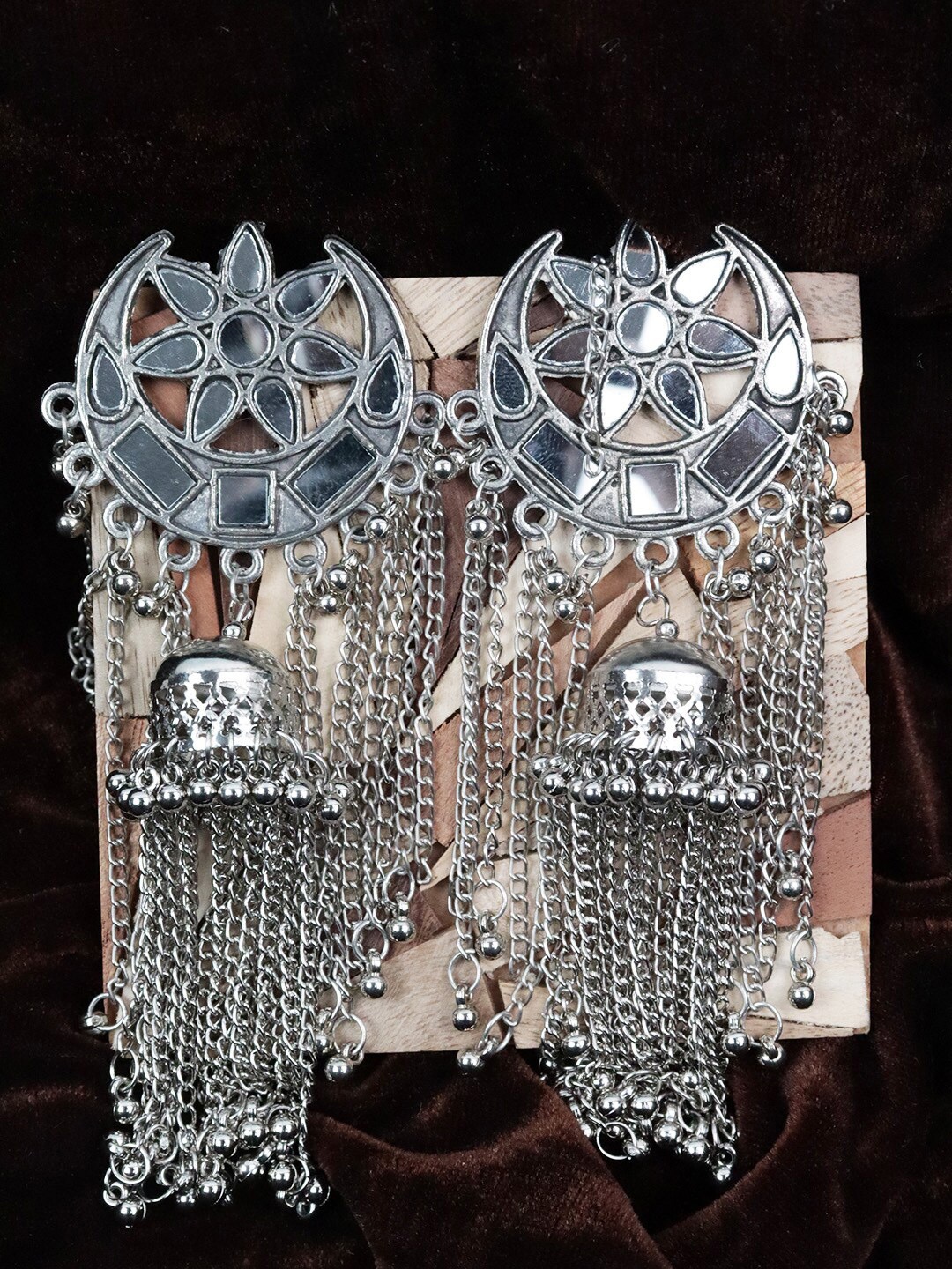 

Krelin Women Silver-Toned Oxidized Jhumka Earrings