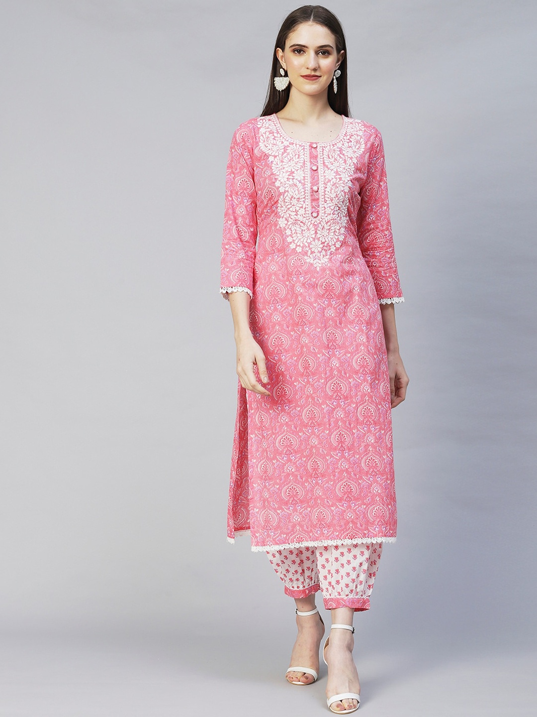 

FASHOR Women Pink Floral Yoke Design Chikankari Pure Cotton Kurta with Trouser