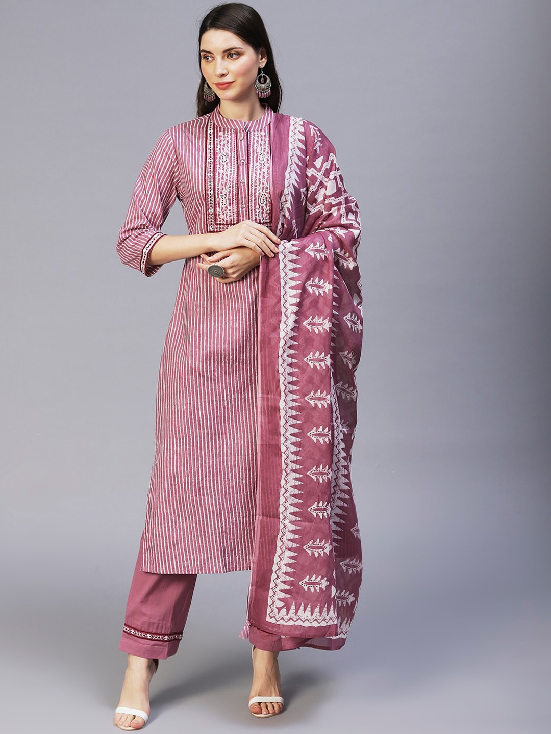 

FASHOR Women Purple Striped Pure Cotton Kurta with Trousers & Dupatta