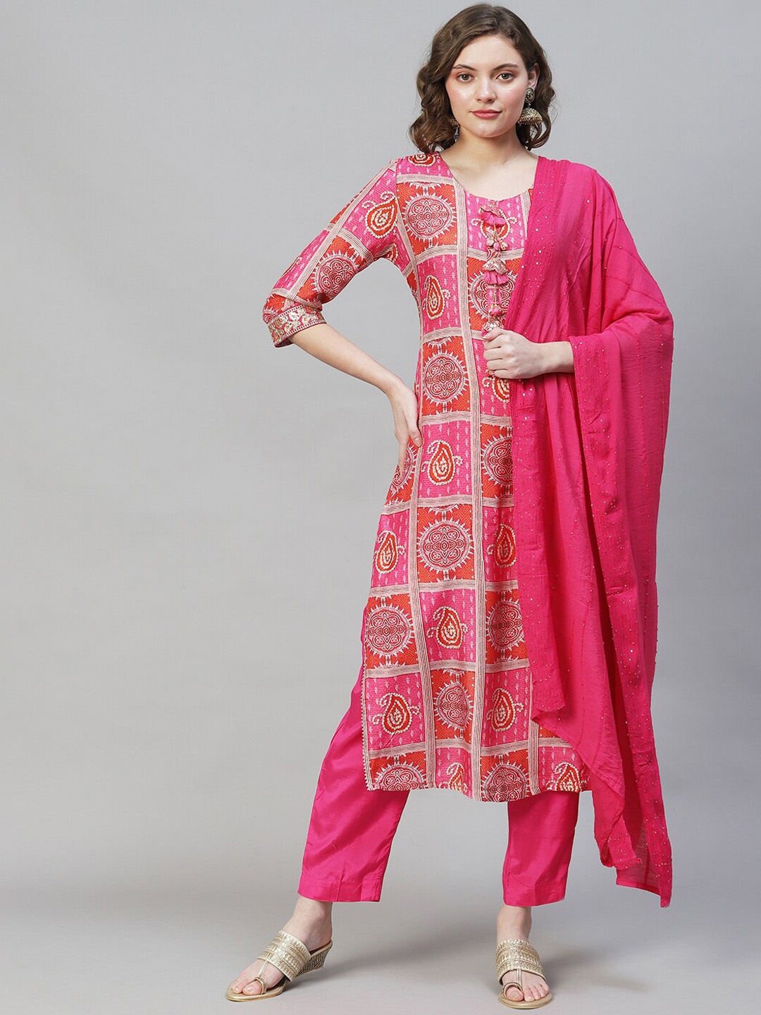 

FASHOR Women Pink Ethnic Motifs Printed Chanderi Silk Kurta with Trousers & Dupatta