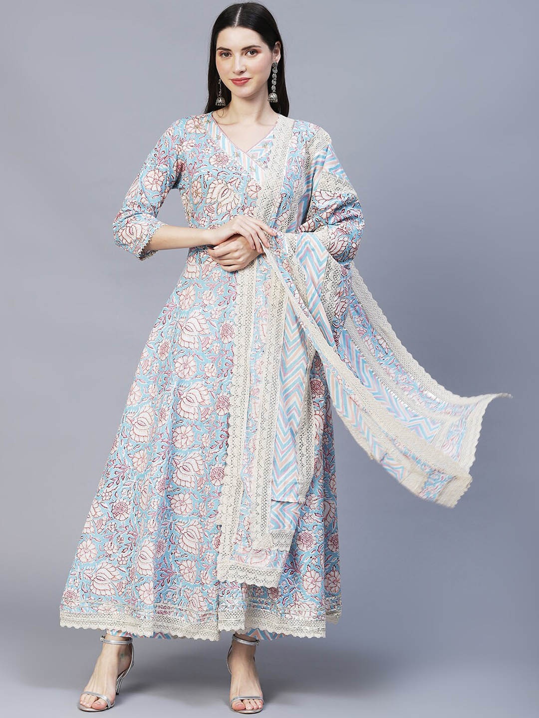 

FASHOR Women Blue Floral Printed Pure Cotton Kurta with Trousers & Dupatta