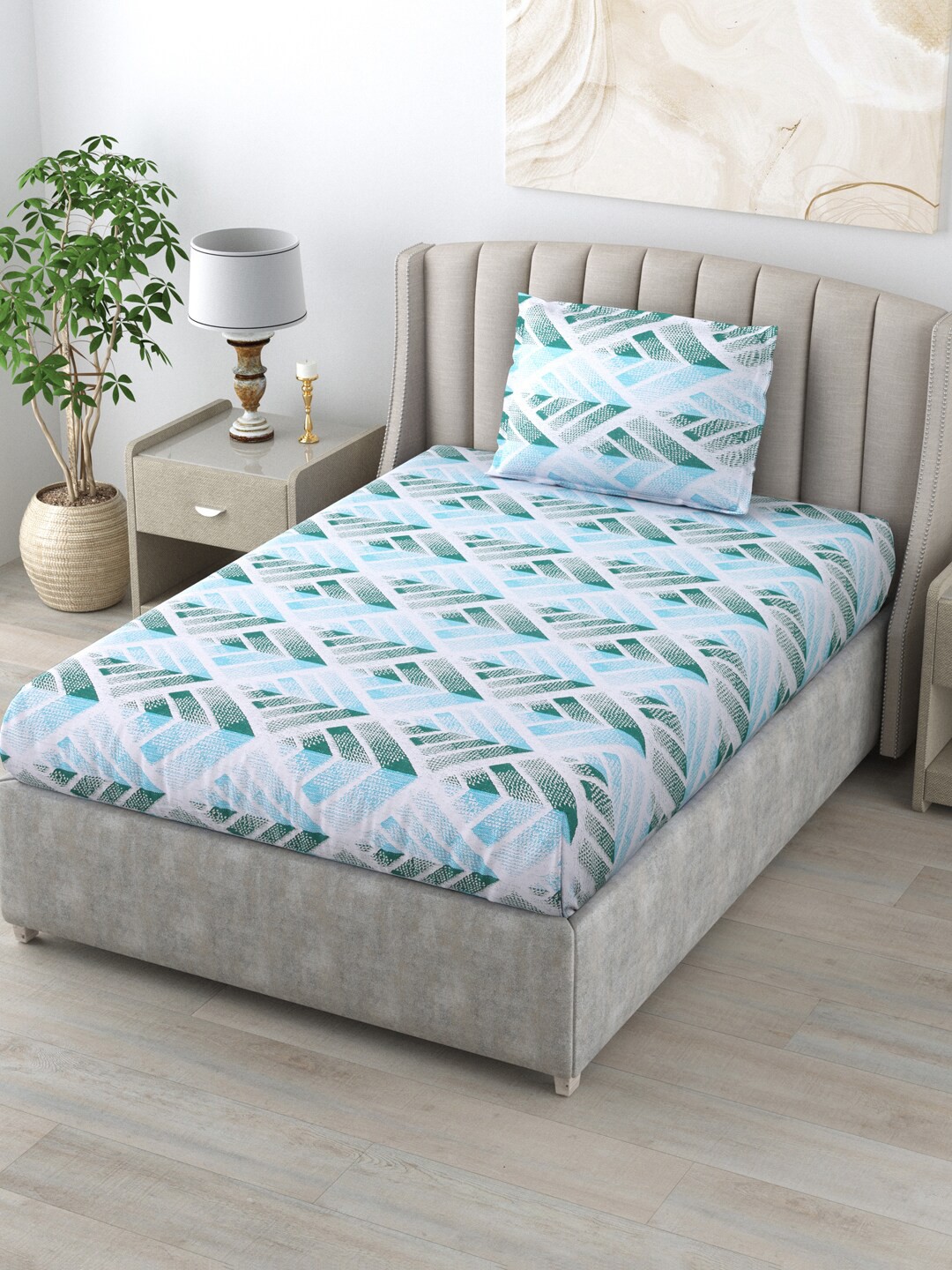 

BOMBAY DYEING Blue & Green Geometric 104 TC Single Bedsheet with 1 Pillow Cover