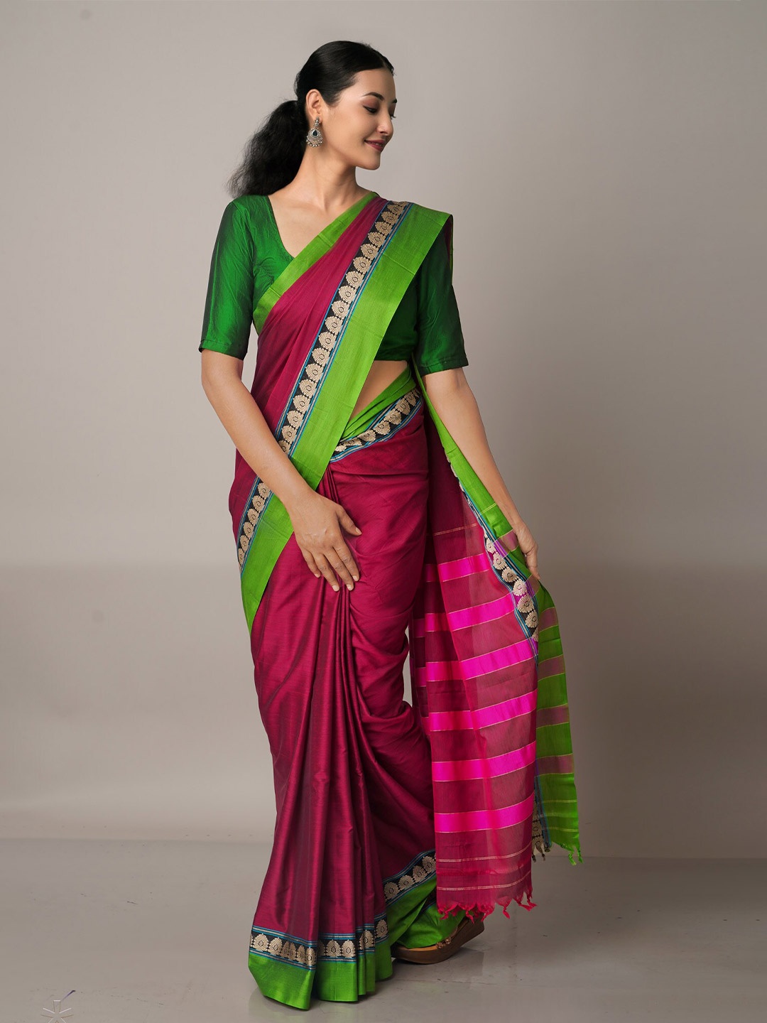 

Unnati Silks Pink & Green Woven Design Pure Cotton Narayan Peth Saree